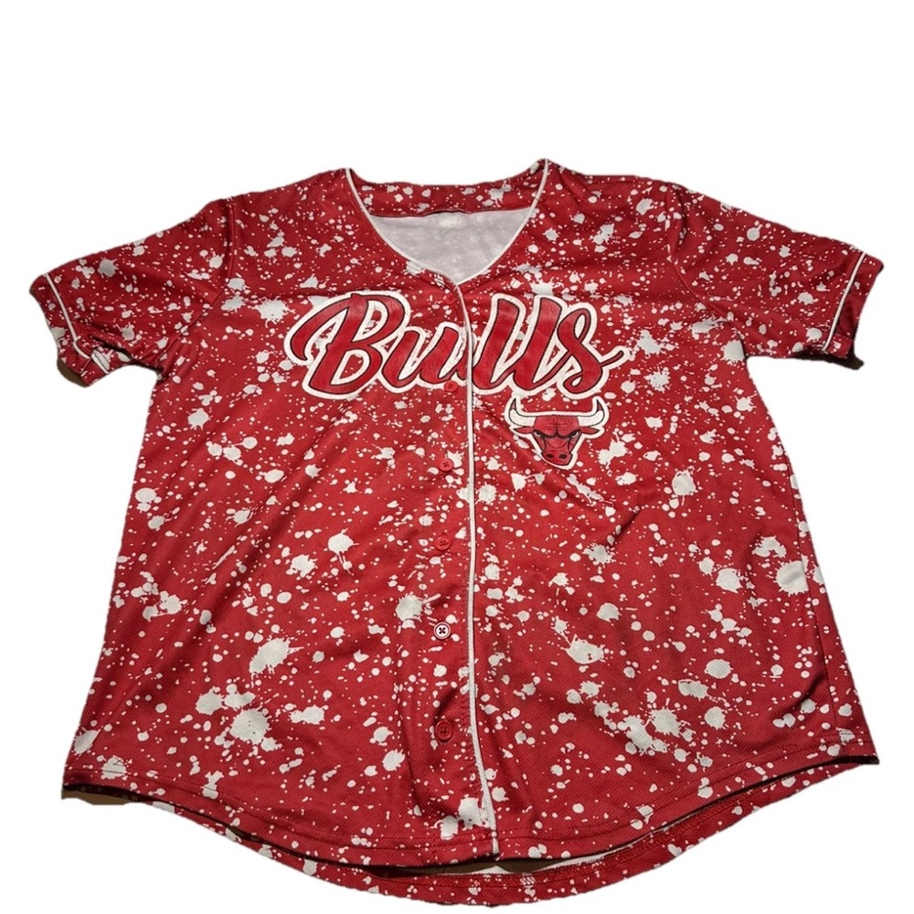 Chicago Bulls 66 Mens Henley Button Up Jersey Shirt NBA Paint Splatter Sz L Y2K